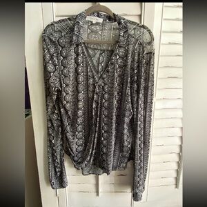 Women’s Eden andOlivia Large Blouse